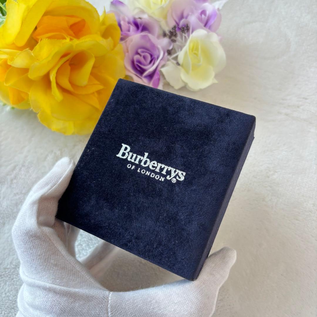 新品未使用✨　Burberry バーバリー　ネクタイピン　カフスセット　金金具