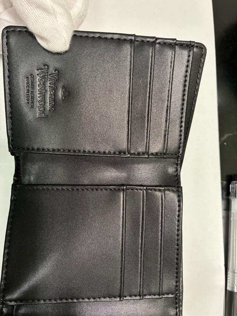 ☆人気【新品】Vivienne Westwood 三つ折り財布 トリコロール柄