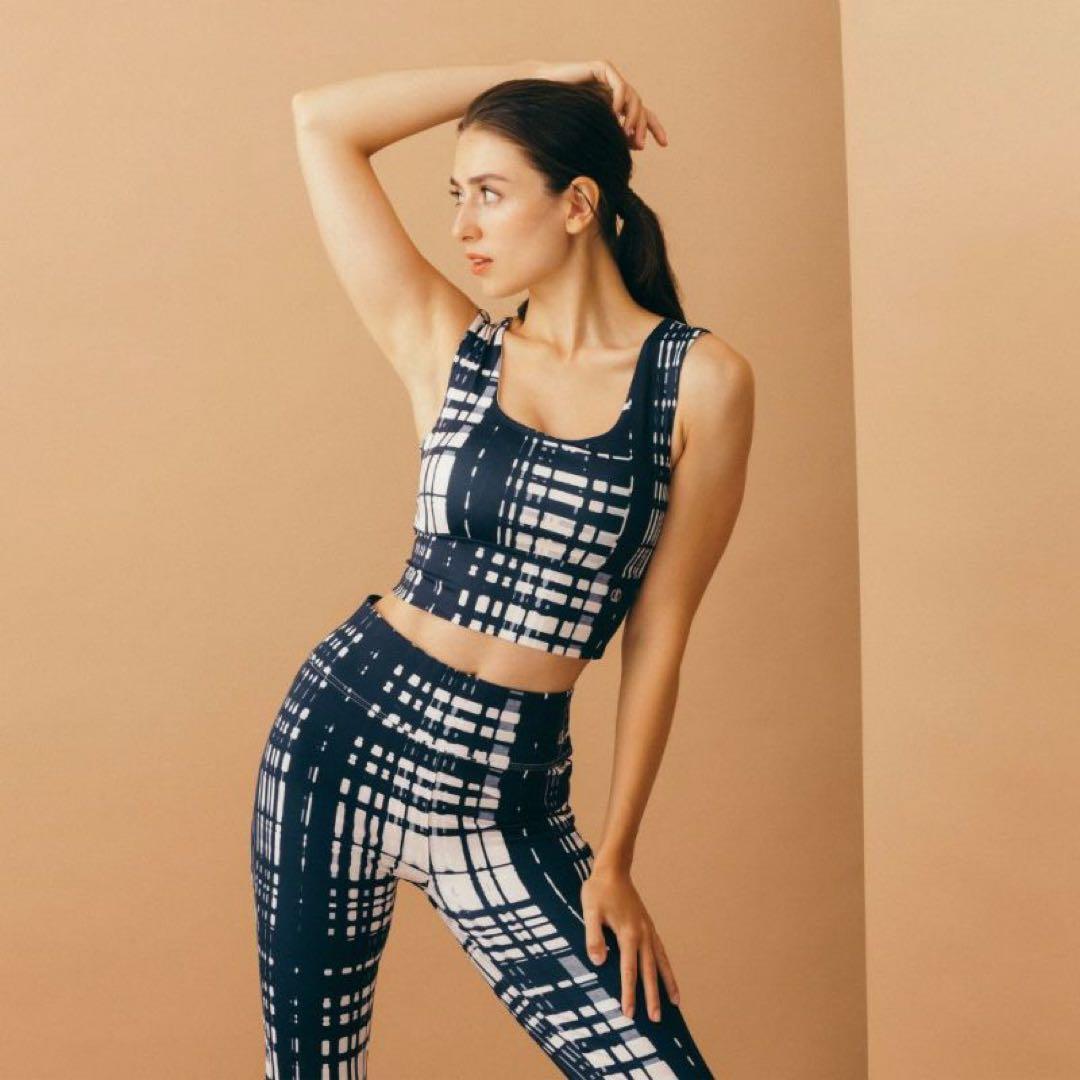 【LITHEE（リジー）】チェックプリントレギンス　M-L