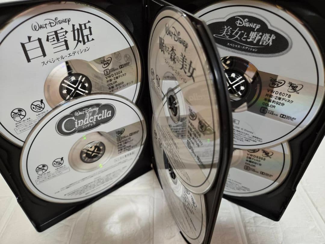 ディズニー　プリンセス　モアナ　アラジン　DVD レンタル