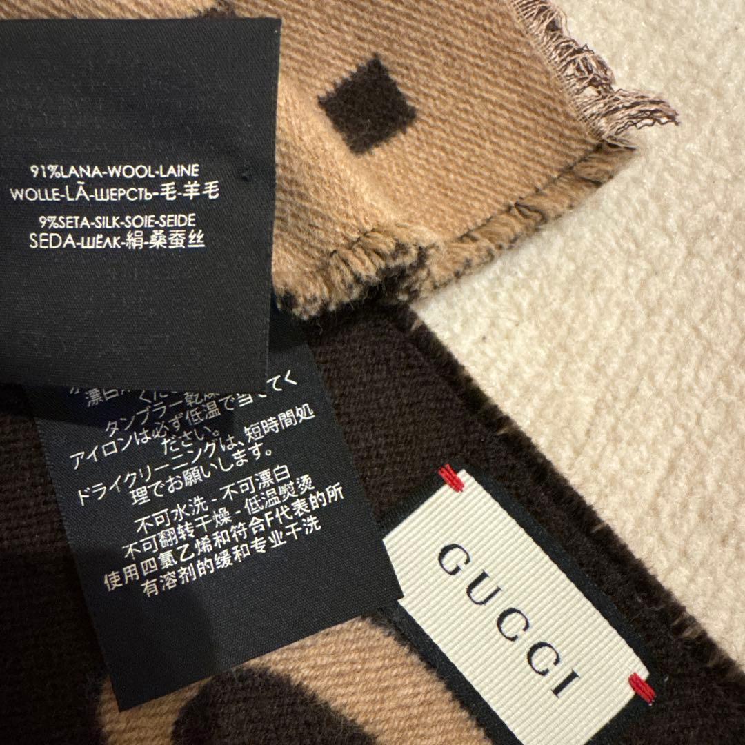 GUCCI GGロゴウールマフラー　35×190 箱付き