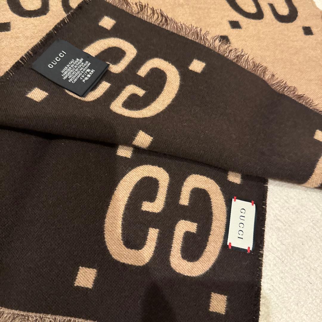 GUCCI GGロゴウールマフラー　35×190 箱付き