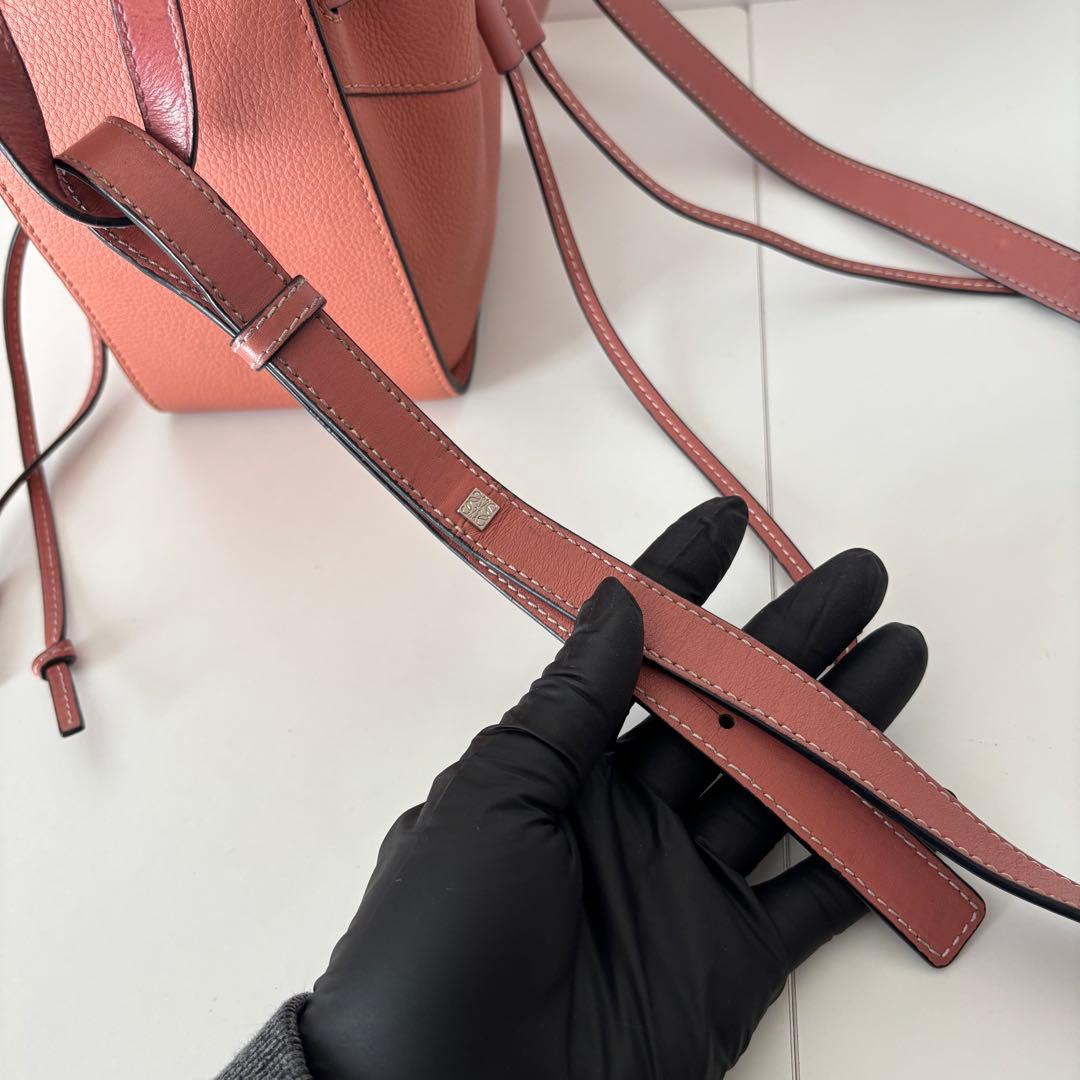 LOEWE ハンモック　ドローストリングバッグミニ