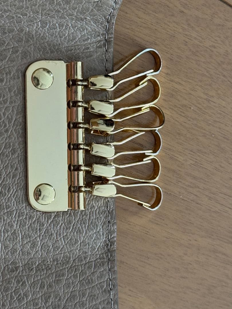 マルジェラ　キーケース　ベージュ