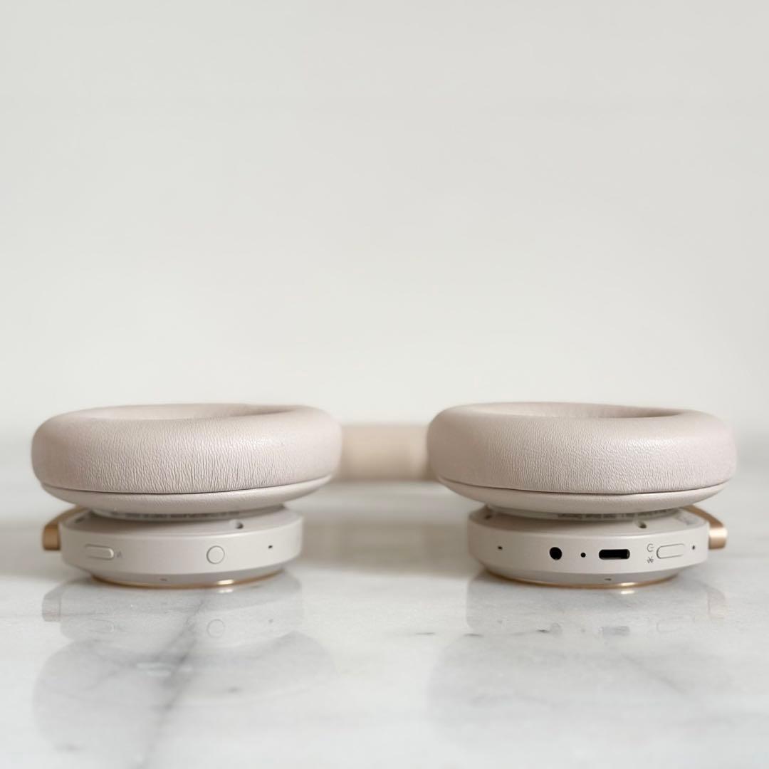 Bang＆Olufsen Beoplay HX ワイヤレスヘッドホン