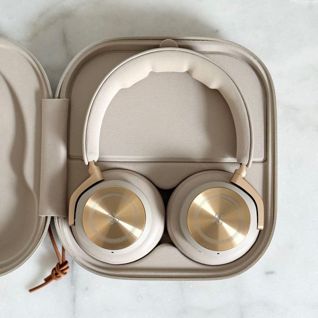 Bang＆Olufsen Beoplay HX ワイヤレスヘッドホン