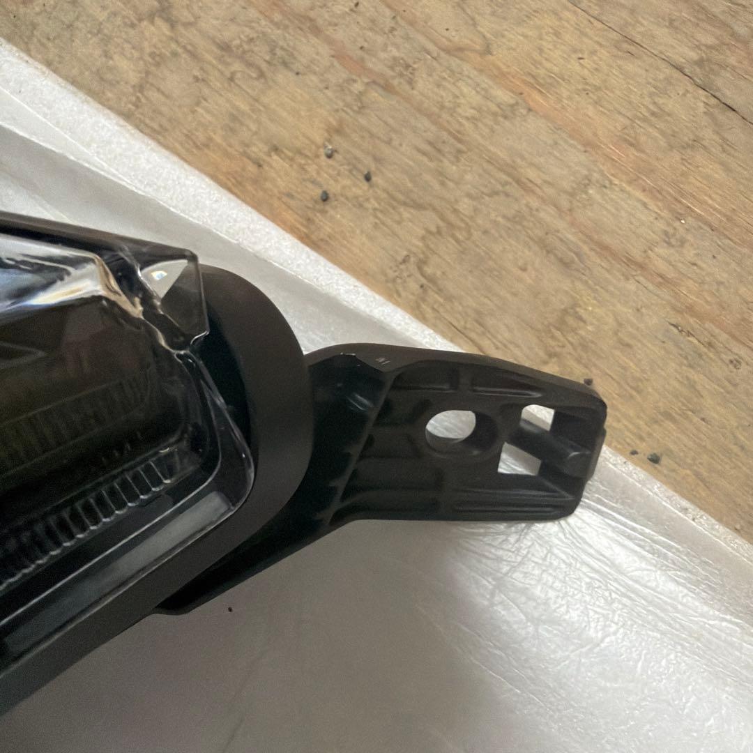 右側用ヘッドライト クリア プラスチック製