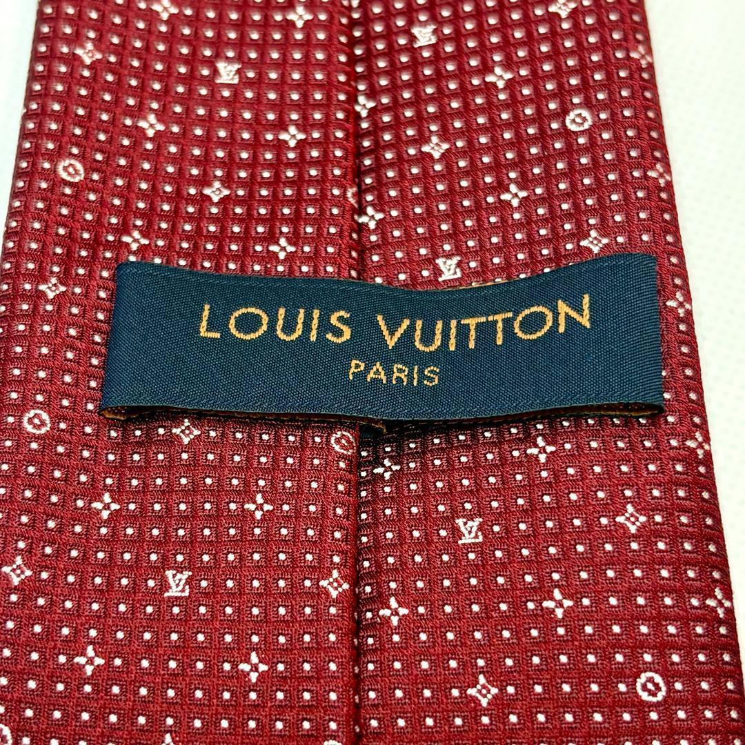 新品未使用　箱付き　LOUIS VUITTON バーガンディ 星柄 ネクタイ