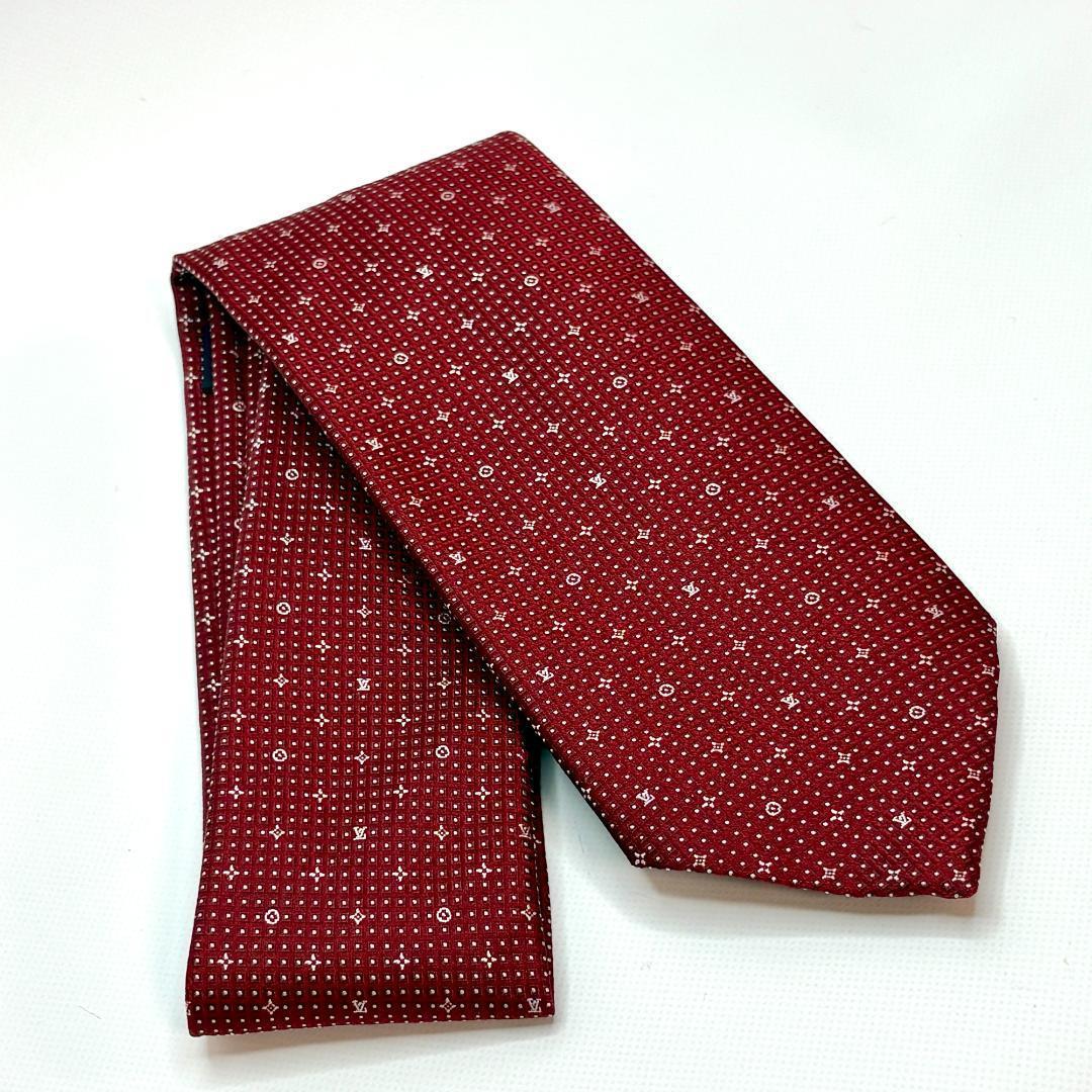 新品未使用　箱付き　LOUIS VUITTON バーガンディ 星柄 ネクタイ