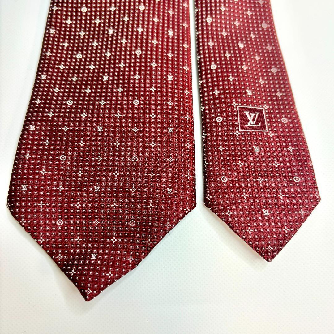新品未使用　箱付き　LOUIS VUITTON バーガンディ 星柄 ネクタイ