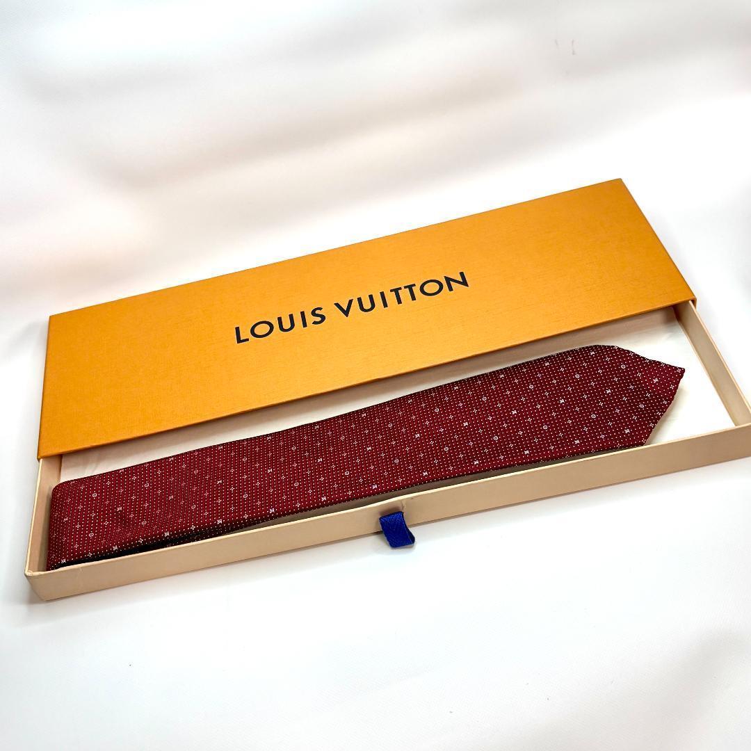 新品未使用　箱付き　LOUIS VUITTON バーガンディ 星柄 ネクタイ