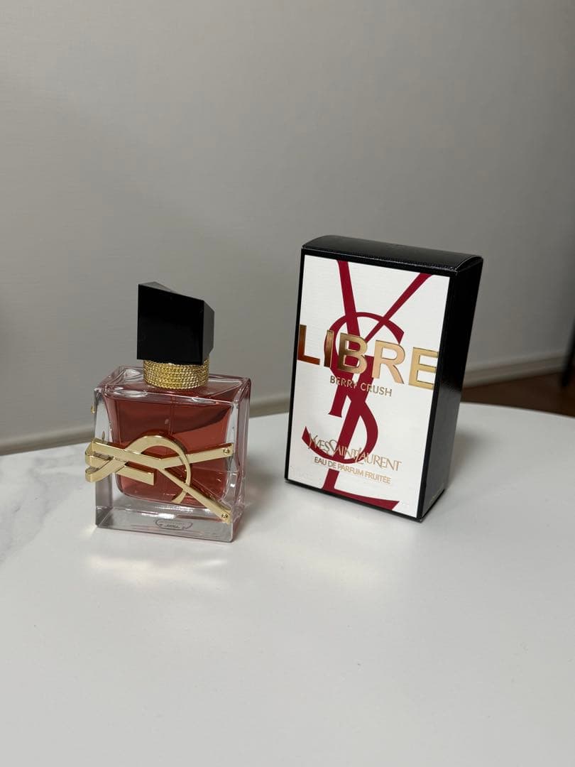 「新作」YSL リブレ オーデパルファム ベリークラッシュ 30ml