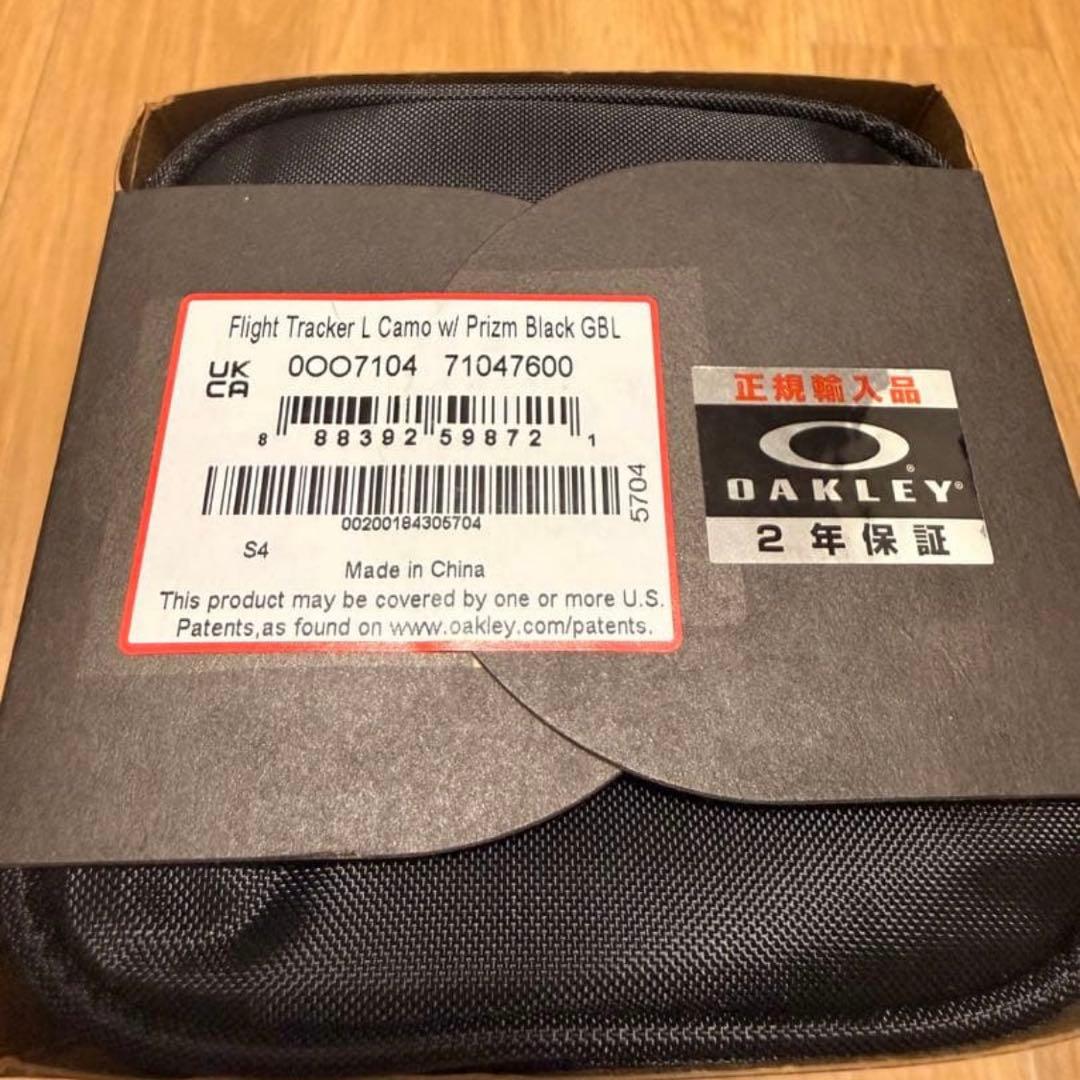 最終値下げ OAKLEY Flight Tracker L