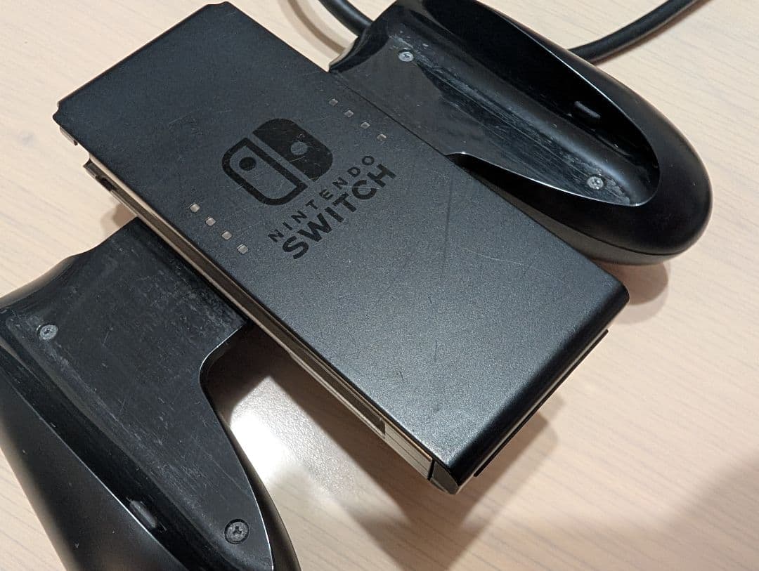 Nintendo Switch 本体 おまけ赤青Joy-Con付き