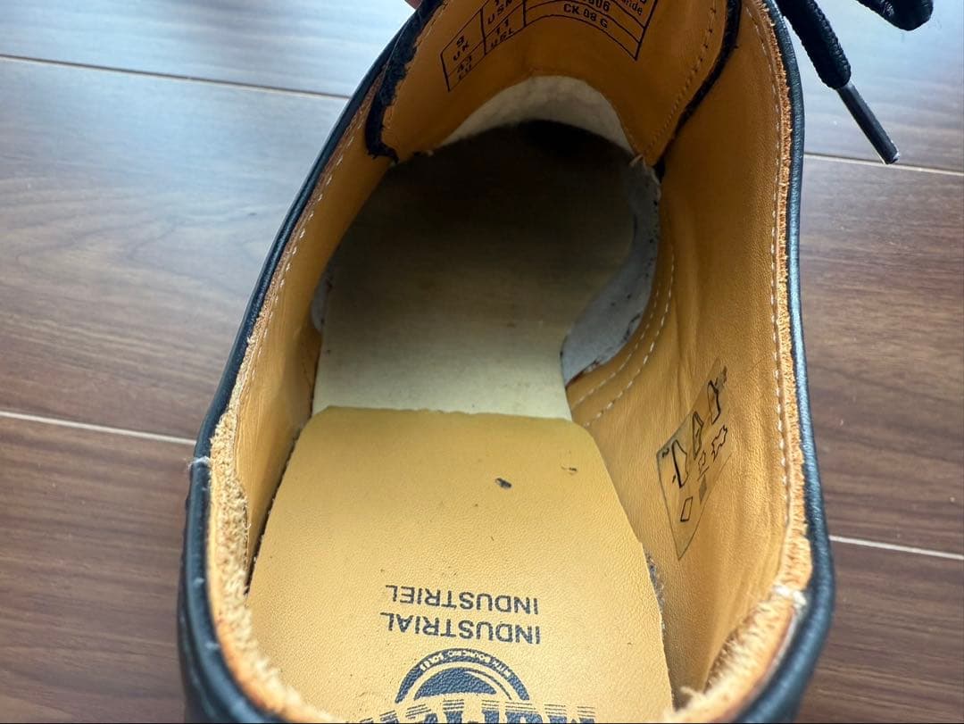 ドクターマーチン 3ホール ブラック　1925 5400