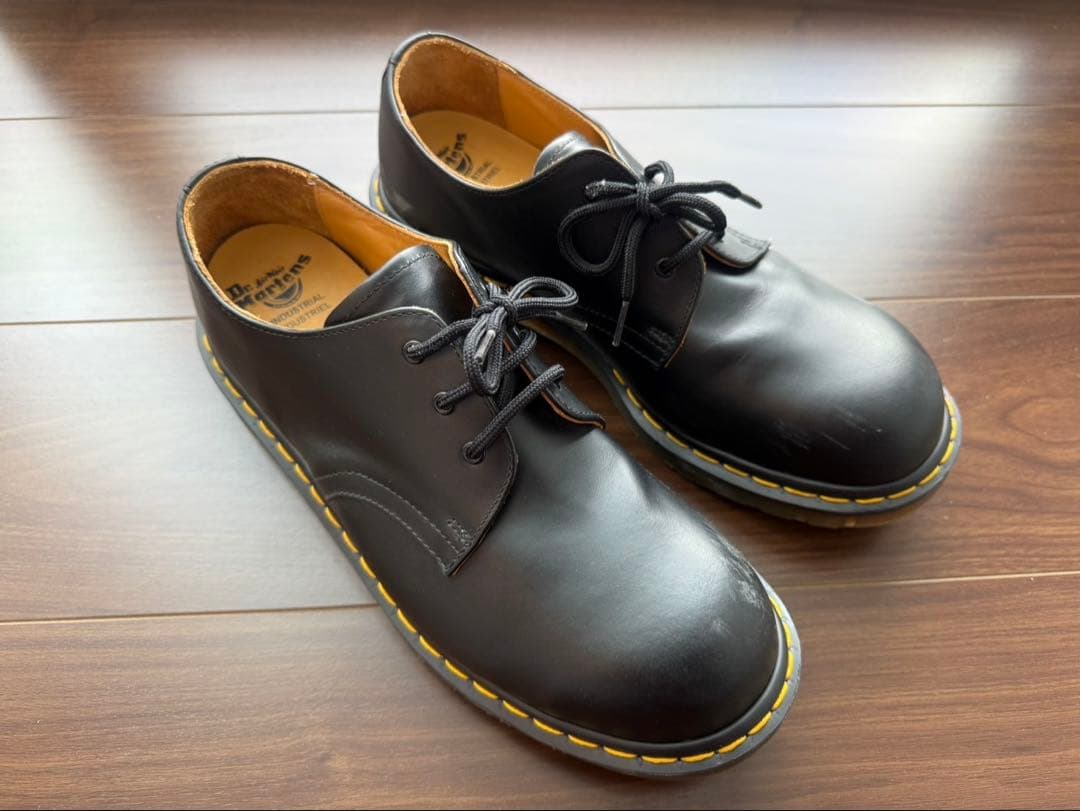 ドクターマーチン 3ホール ブラック　1925 5400