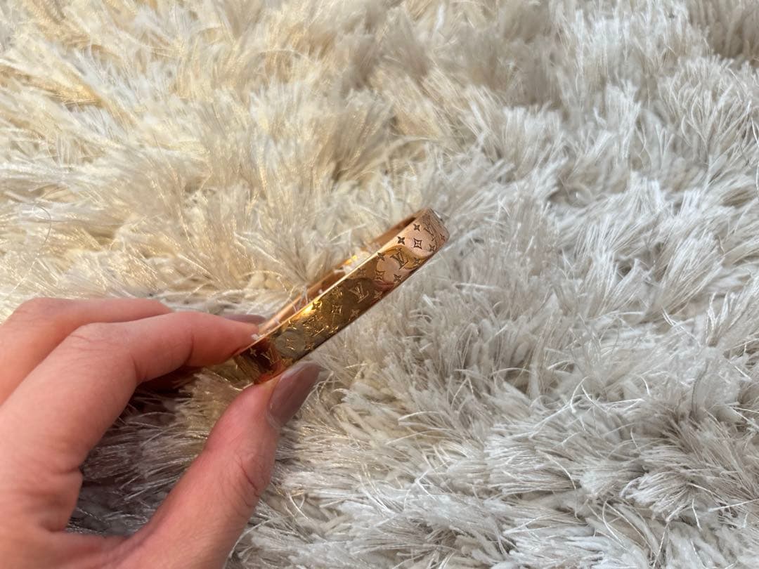 ヴィトン　バングル