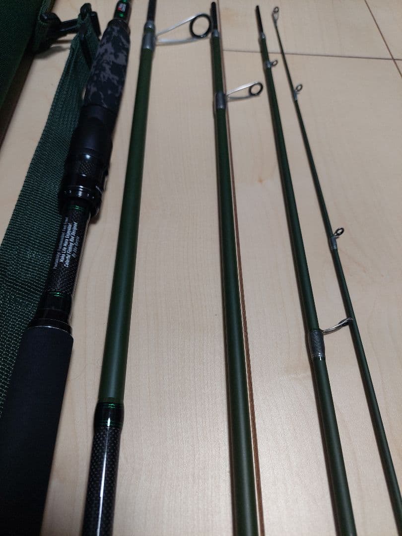 Tomaソルティースタイル カラーズ　905MT パックロッド　シーバス