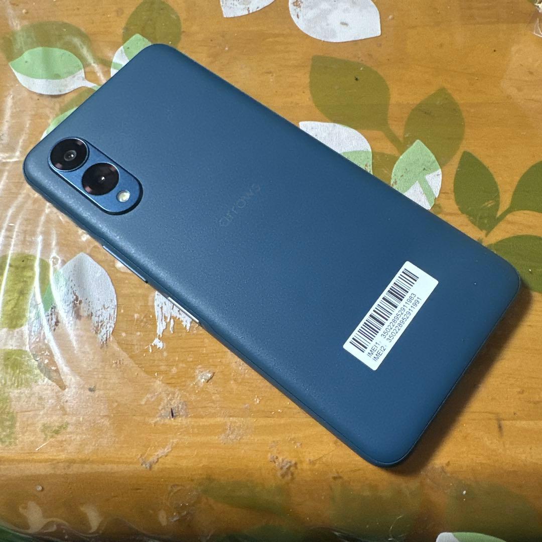 新品同様　SIMフリー　現行モデル　arrows We2 M07