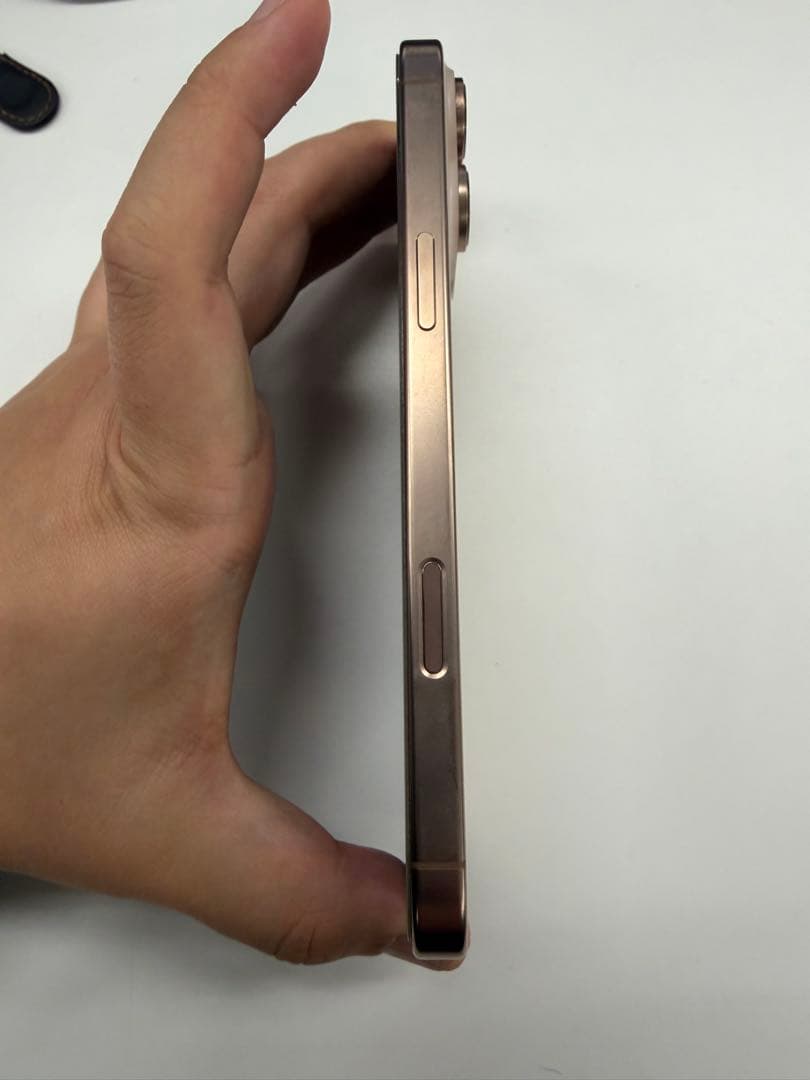 ひろやさん専用iPhone 16 Pro Max 256GB 傷無し！超美品！