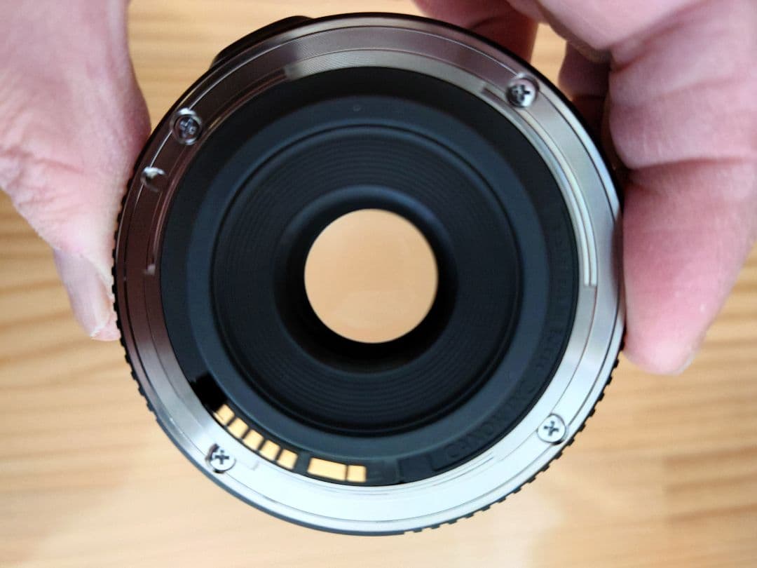 実用美品 Canon キャノン EF-S 24mm F2.8 STM パンケーキ