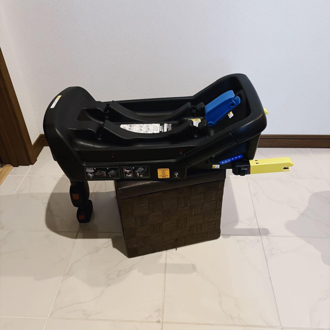 アップリカ　ベビーシート＆ベース　スムーヴTSインファント⭐︎ちーぼう