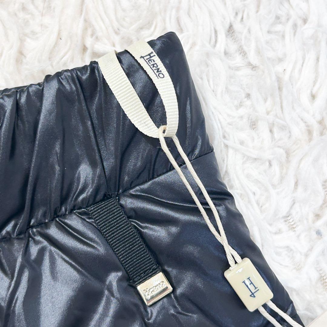 未使用✨HERNO ナイロンミニスカート 40 ネイビー ダウンスカート