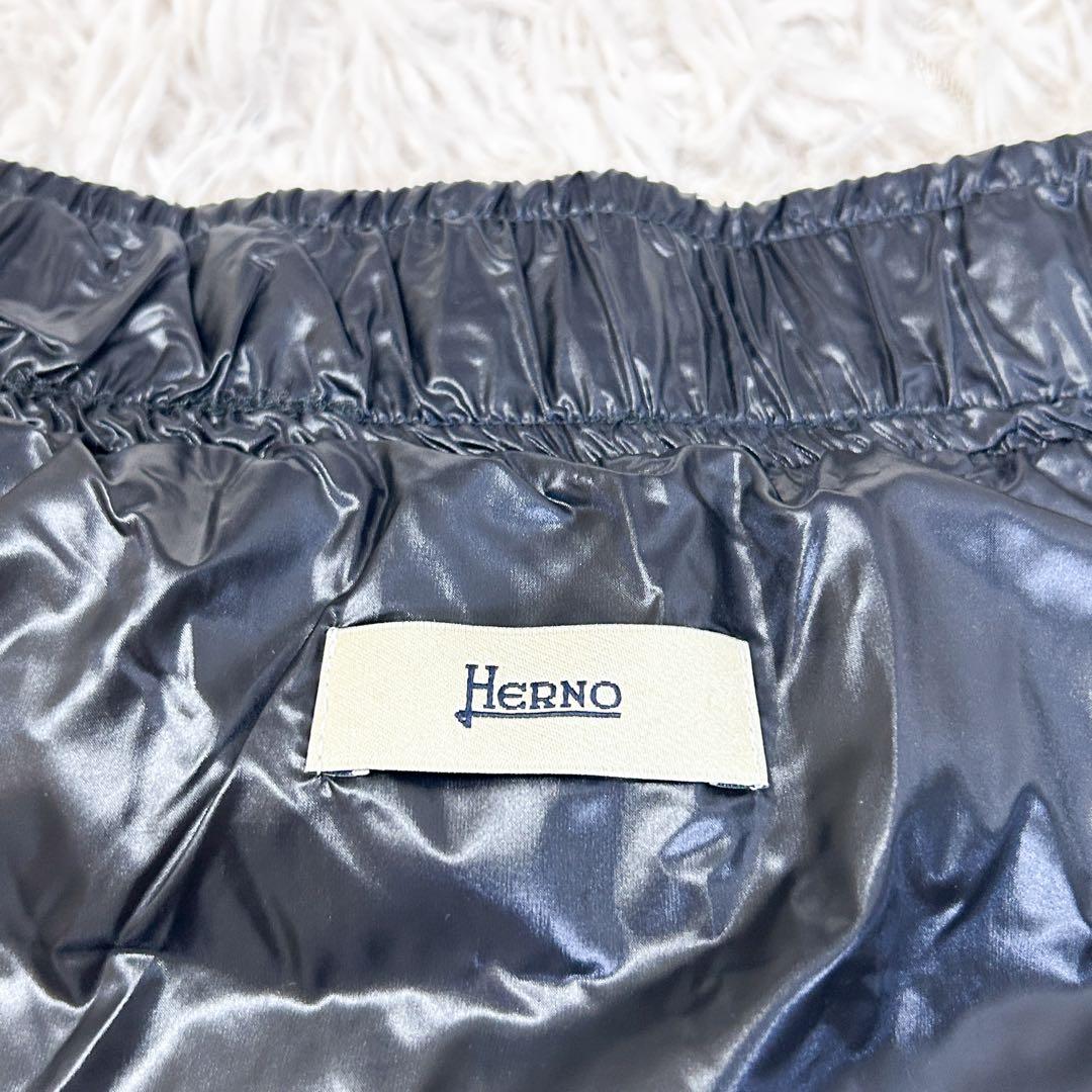 未使用✨HERNO ナイロンミニスカート 40 ネイビー ダウンスカート