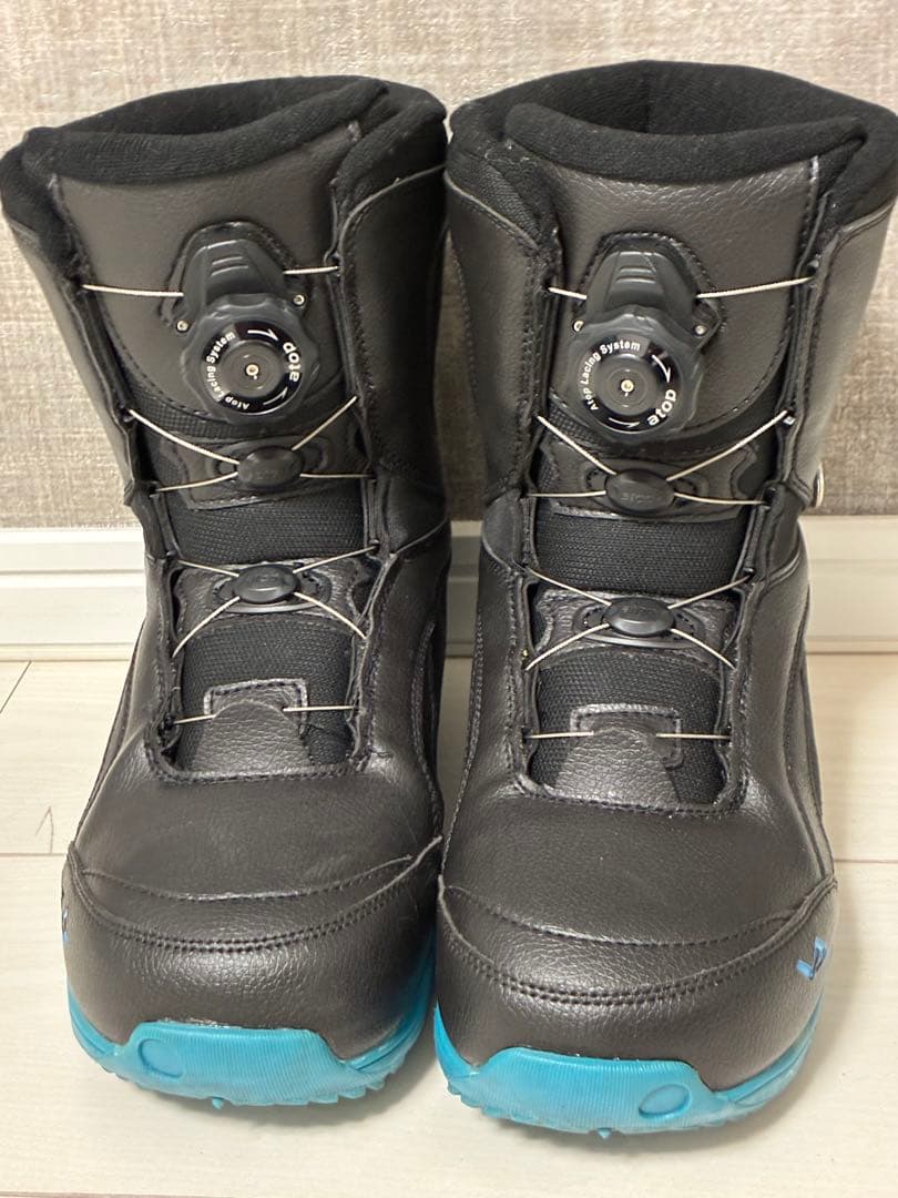 【極美品】使用5回未満 ダイヤル式　スノーボードブーツ 25cm ジュニア