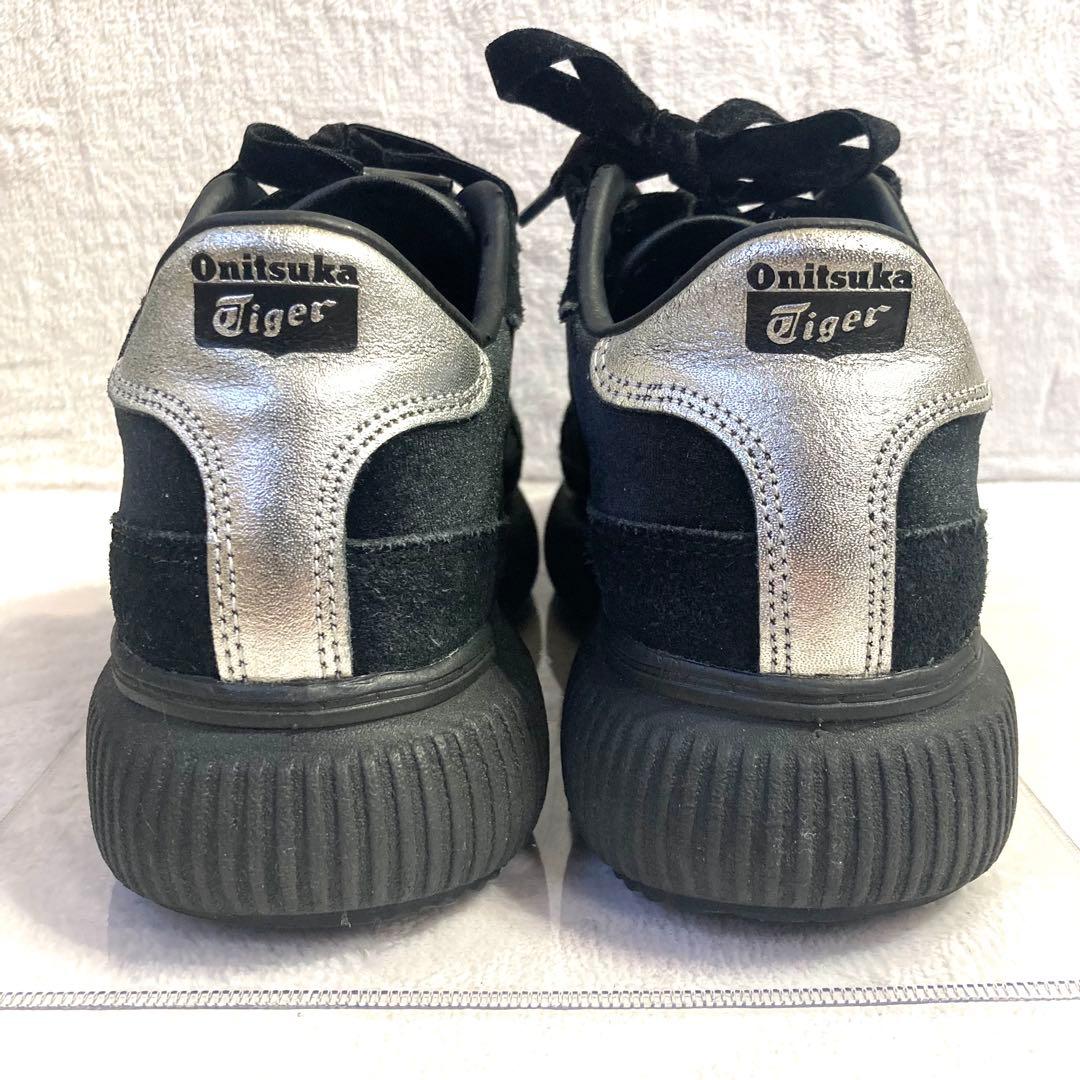 ✨極美品✨　オニツカタイガー　DELECITYスニーカー　黒　24