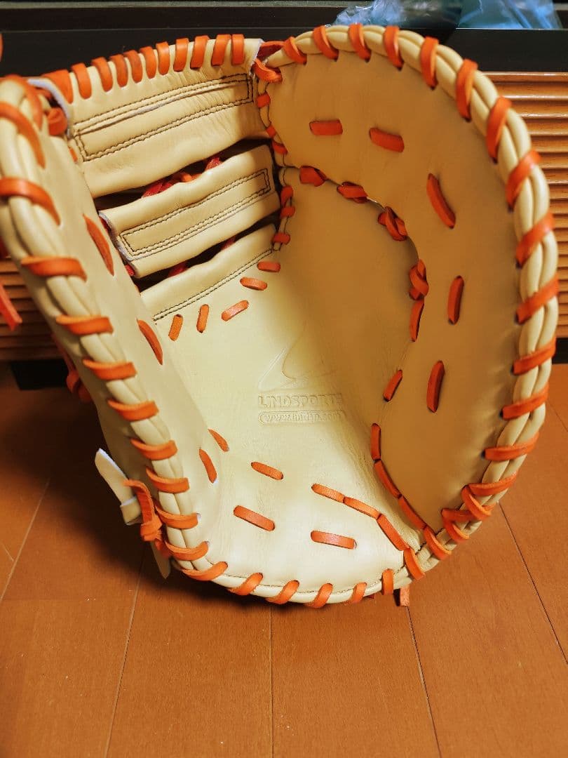 硬式野球ファーストミット クリーム×オレンジ