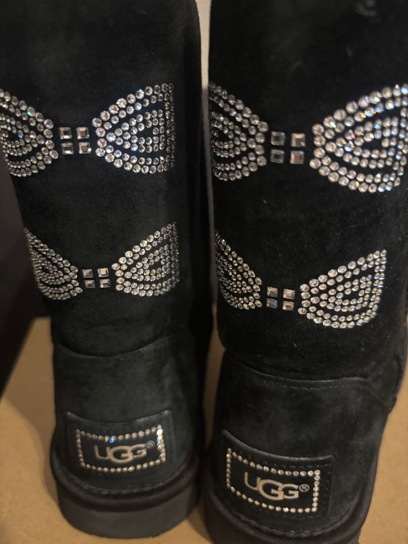 Y Yves Saint Laurentシーツ、UGGブーツまとめて