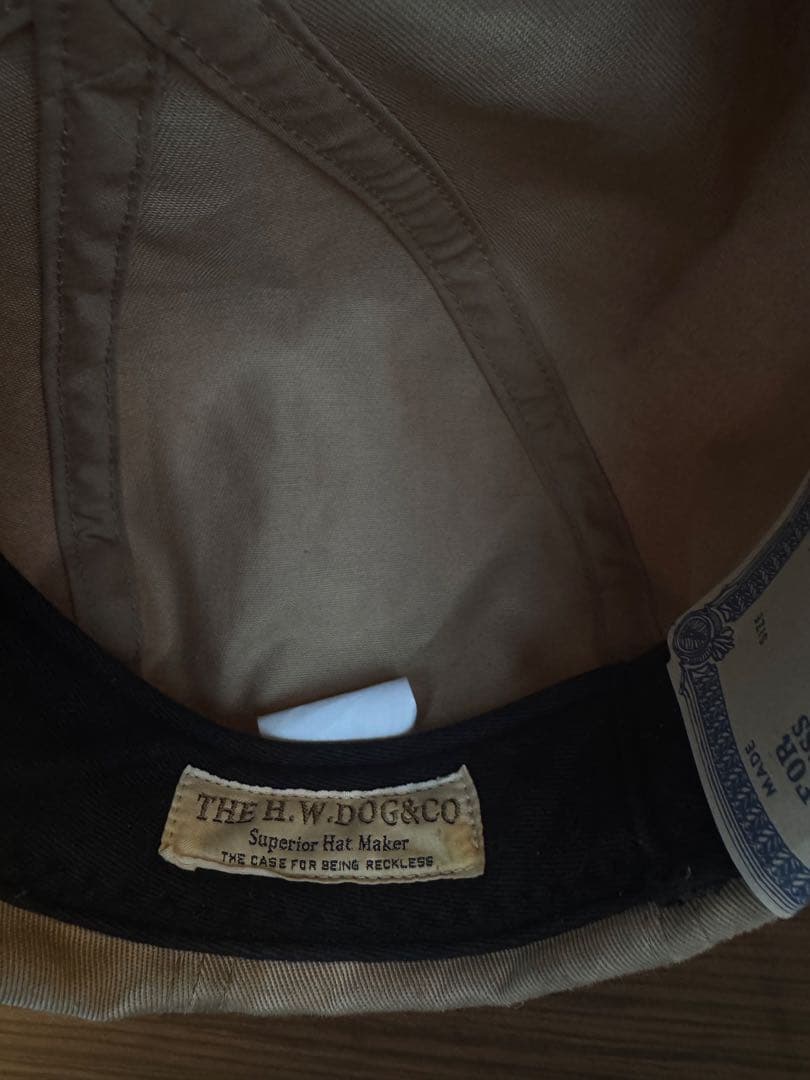 HW dog&co ハンチングチノ