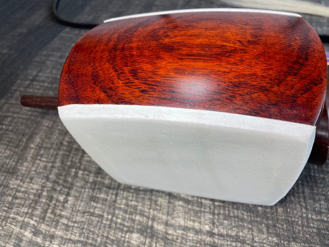 胡弓紫檀三折れ棹，胴花梨材，竹弓，付属品