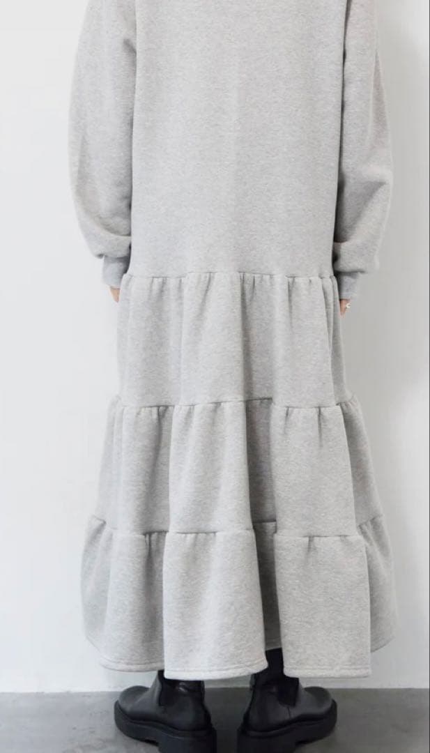 plusOTOHA タグ付き新品　裏起毛ティアードスウェットワンピース/グレー