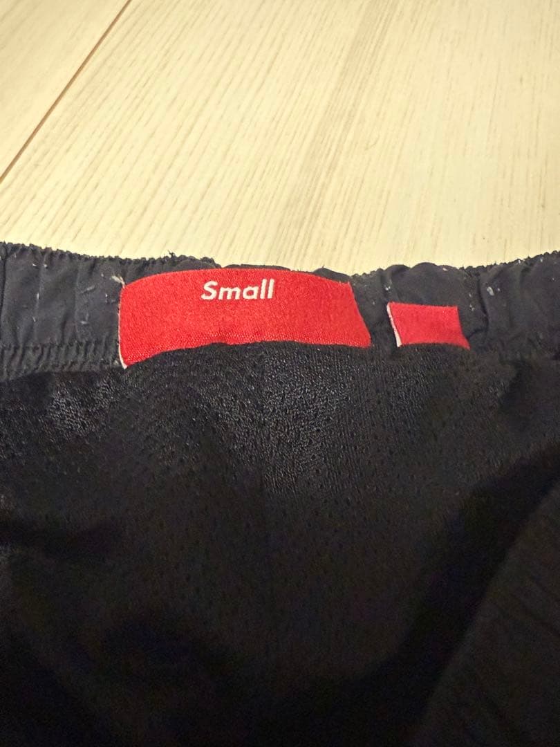 Supreme ナイロンパンツ