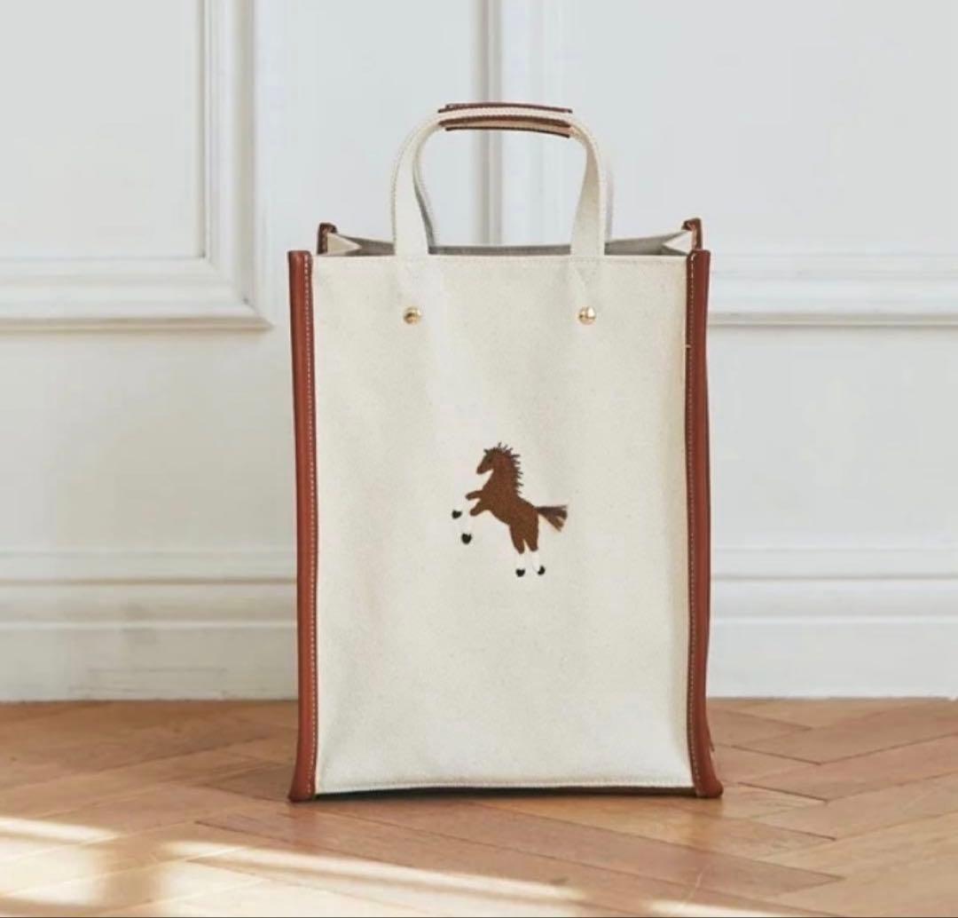 新品　SEVEN TEN ワンポイント馬の刺繍 キャンバストートバッグ　小