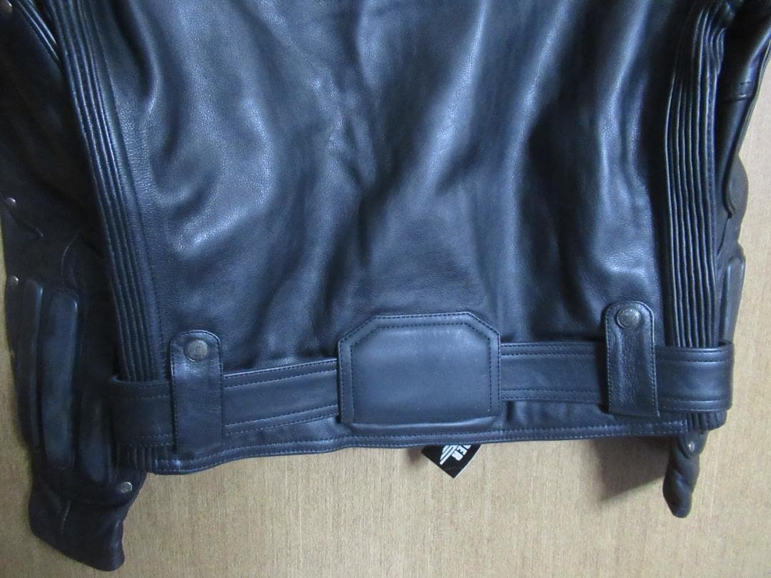 J 533　レザージャケット 革ジャン