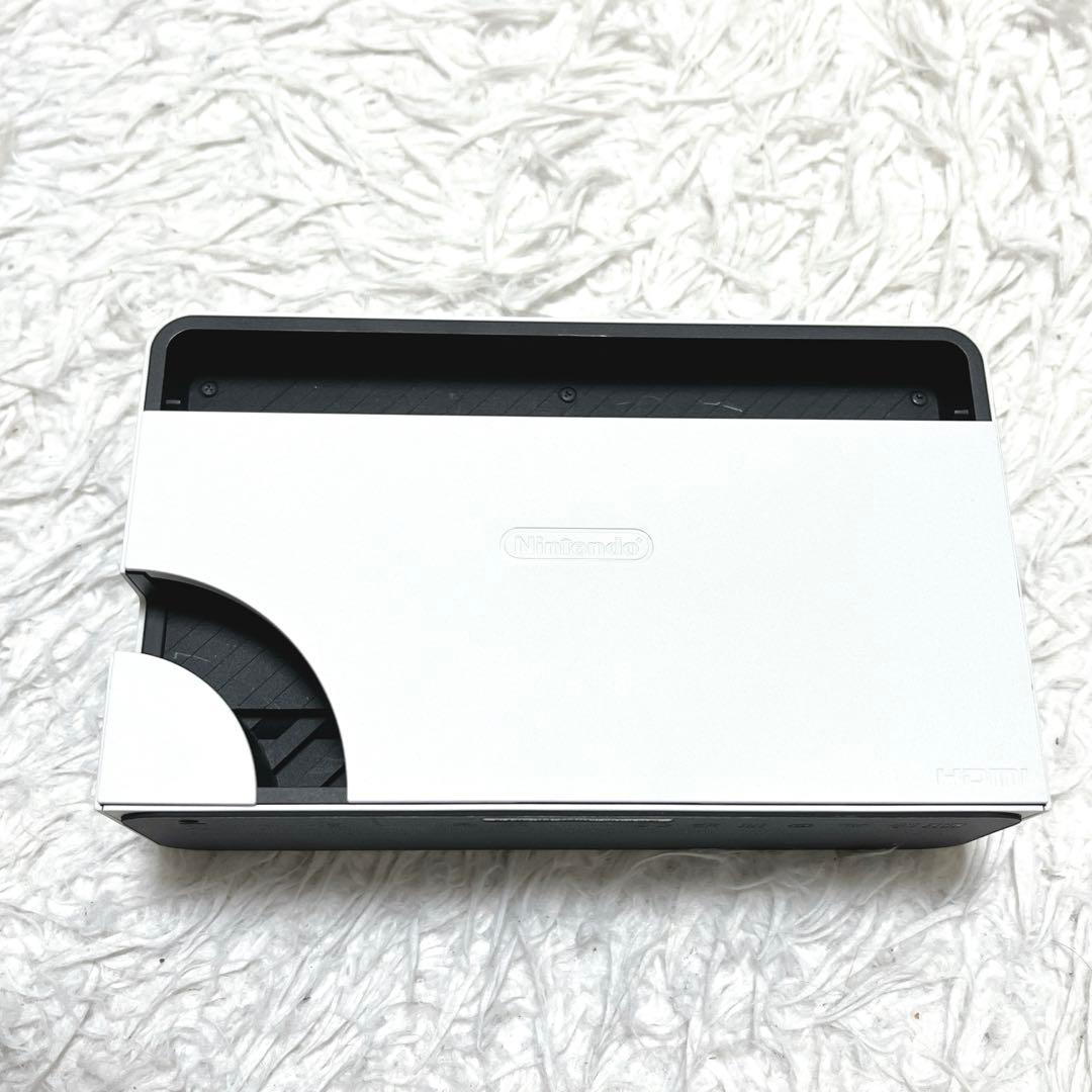【極美品 付属品完備】Nintendo Switch 有機ELモデル ホワイト