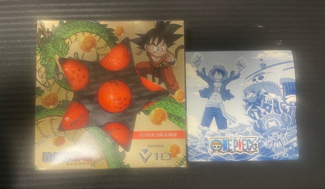 ドラゴンボールとワンピースゴルフボールのセット（TOUR STAGE V10）