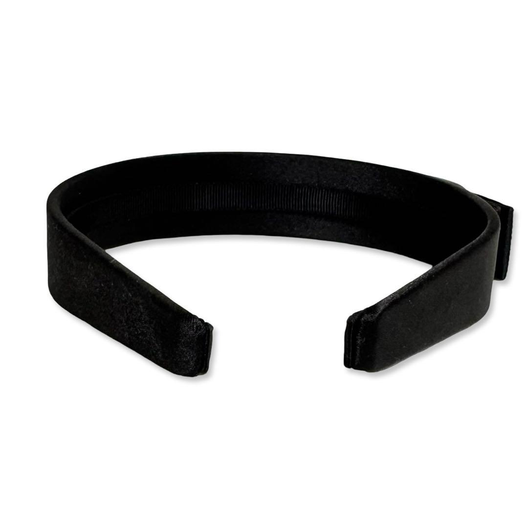 【美品】フェラガモ ヴァラリボン サテン ブラック スパンコール カチューシャ