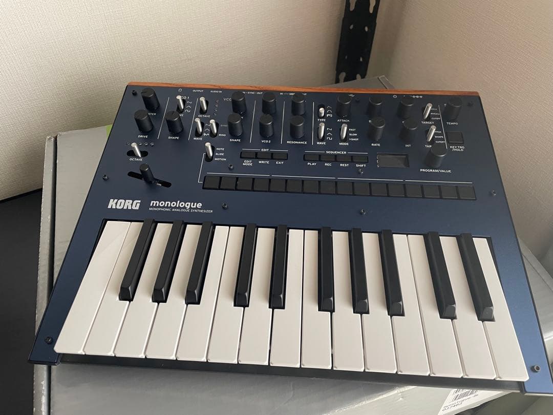 KORG monologue アナログシンセサイザー　BL