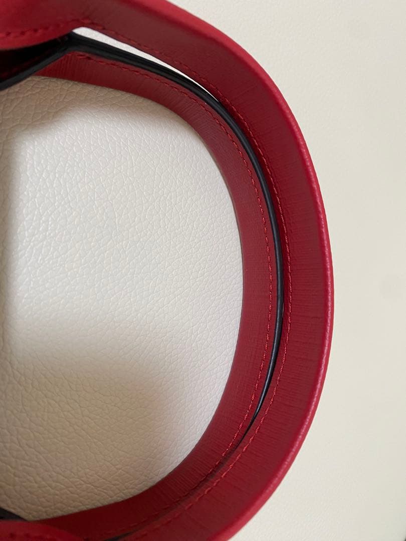 GUCCI ドリッピングロゴ チルドレントートバッグ