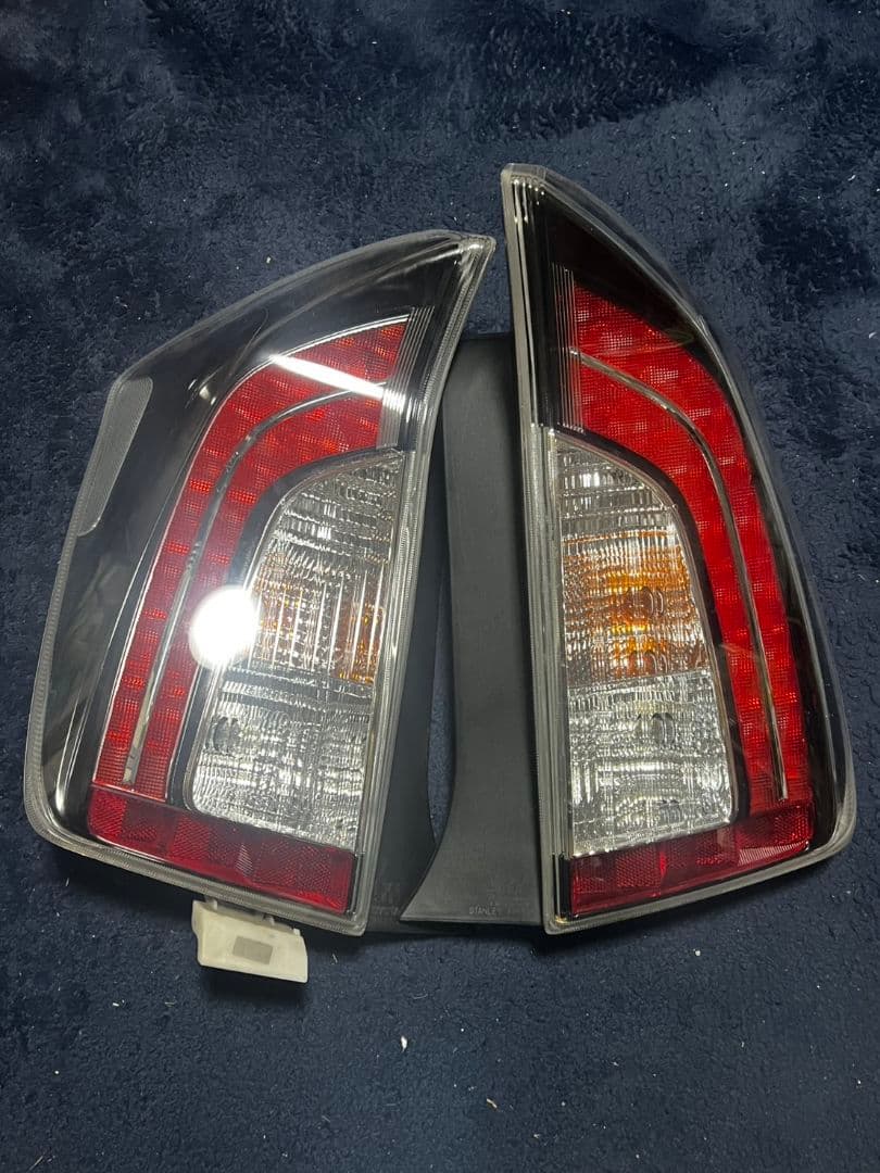 プリウス30G'sテール