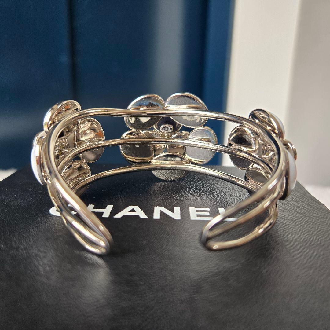 ⭐CHANEL⭐　シャネル　カメリア　バングル　ストーン　ホワイト　98C