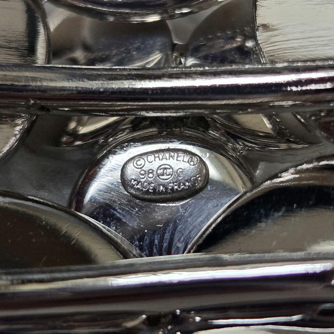 ⭐CHANEL⭐　シャネル　カメリア　バングル　ストーン　ホワイト　98C