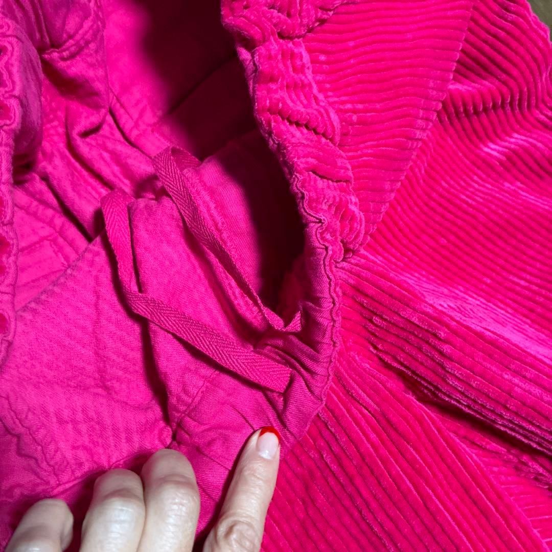 ネストローブ ''it's me'' コーデュロイパンツ