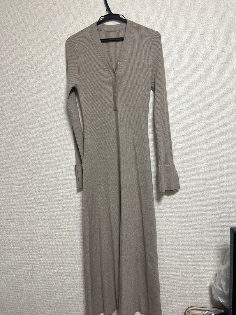 Holiday&Holiday フロントボタンフレアニットワンピース　送料込