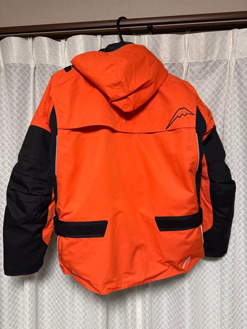 亘【完全未使用】クシタニアロフトフードオレンジ 定価 67100円