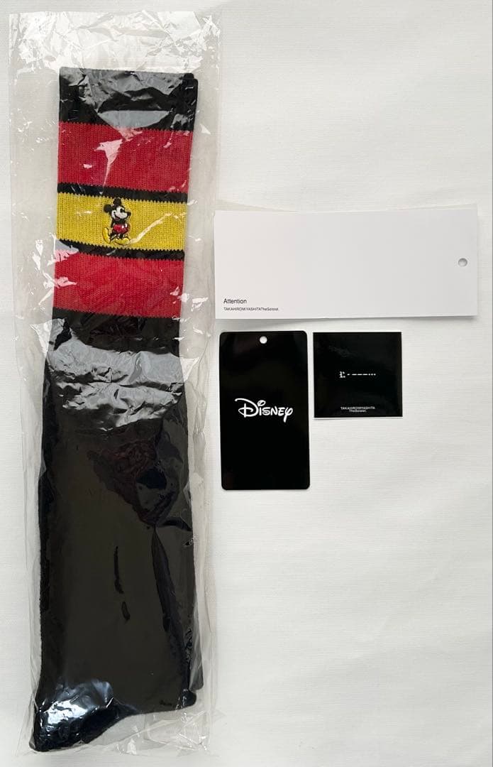 新品soloistソロイスト刺繍 ミッキーマウス 黒 ロングラインソックス 靴下